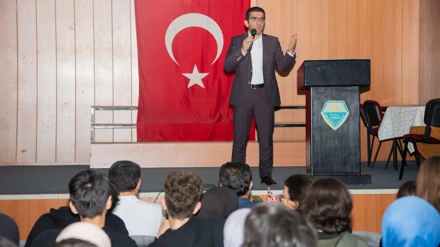 Liselerde Mevlana Söyleşileri